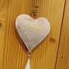 Cuore + campanella in latta bianco