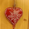 Cuore + campanella in latta rosso