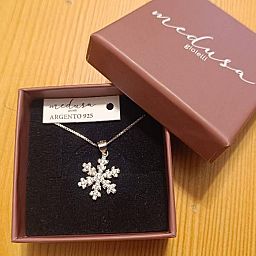 Catenina con Ciondolo Fiocco di Neve Grande in Argento rodiato e Zirconi